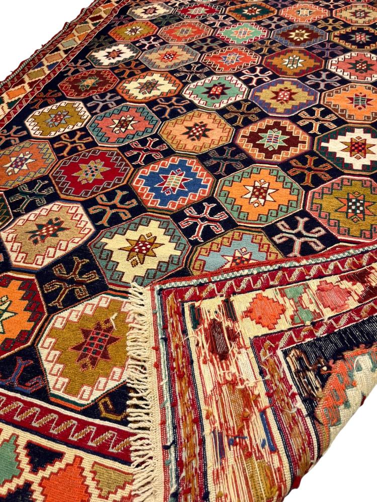 İRAN%20Sumak%20Kilim%20(126%20x%20194)%20cm