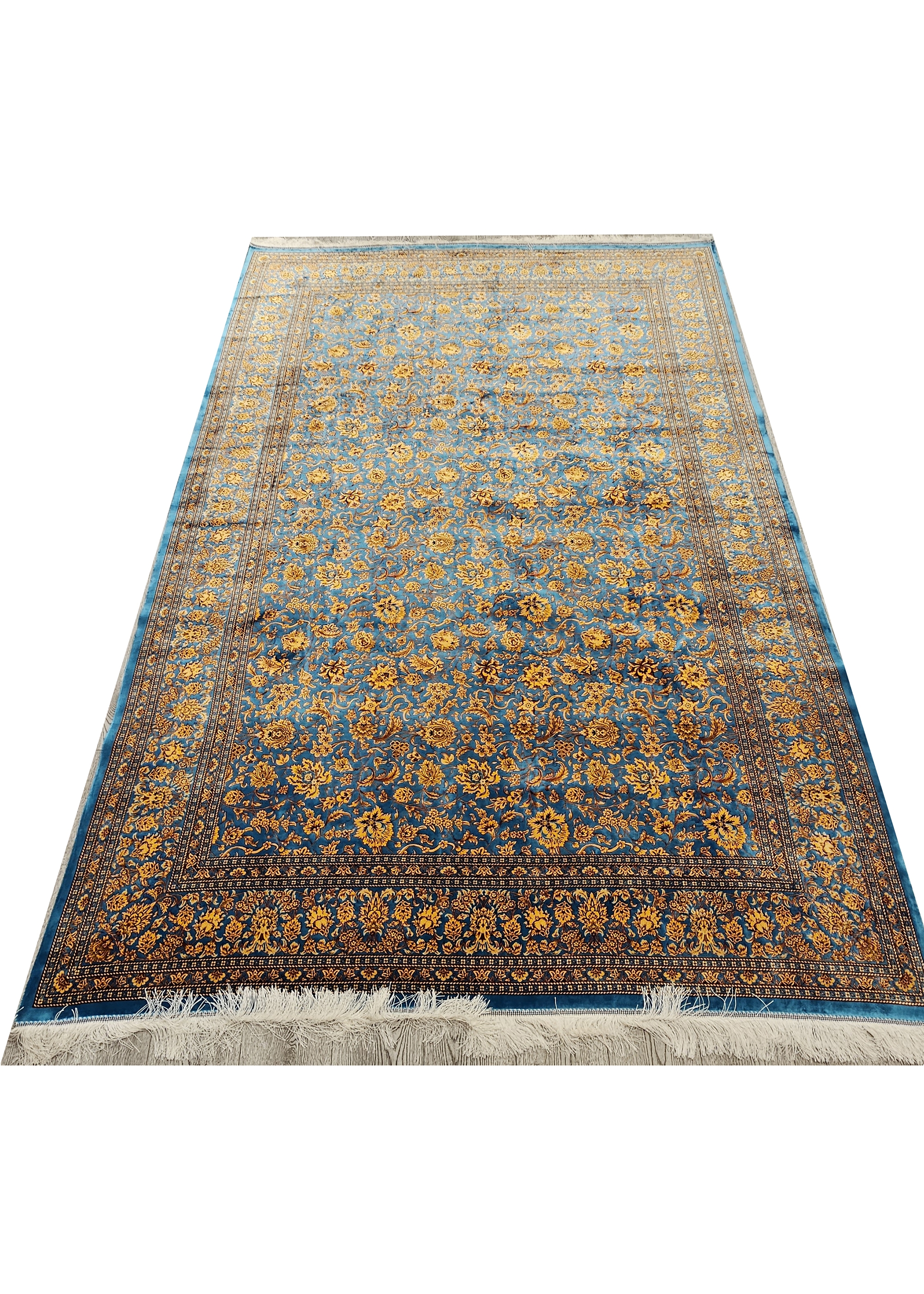 Pure%20Silk%20Machine%20Made%20Carpet%20Size: (200%20x%20300) cm