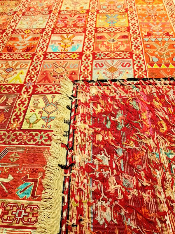 Iran%20Hand%20Woven%20Full%20Silk%20Sumac%20Size:%20( 156%20x%20200%20cm%20)