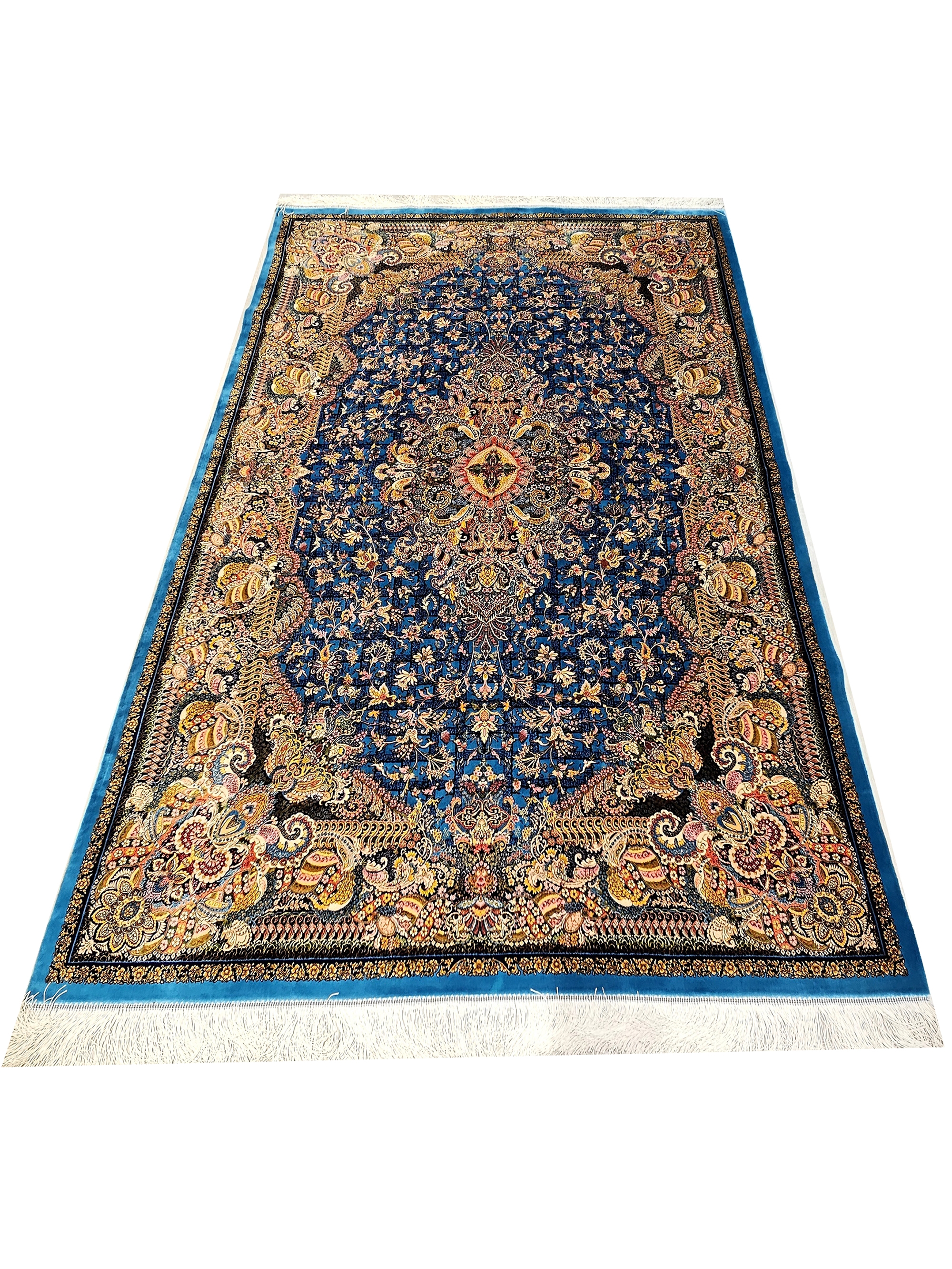 Pure%20Silk%20Machine%20Made%20Carpet%20Size: (225%20x%20150%20cm)