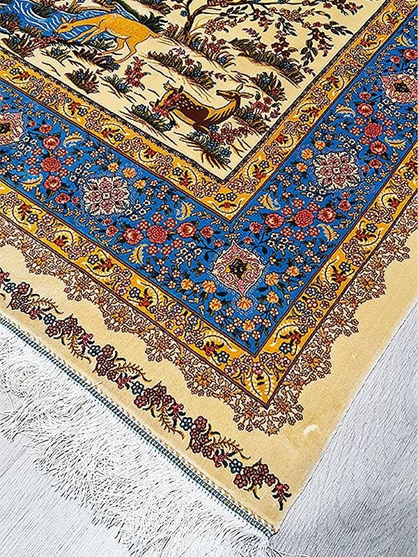 Pure%20Silk%20Machine%20Made%20Carpet%20Size: (200%20x%20300) cm