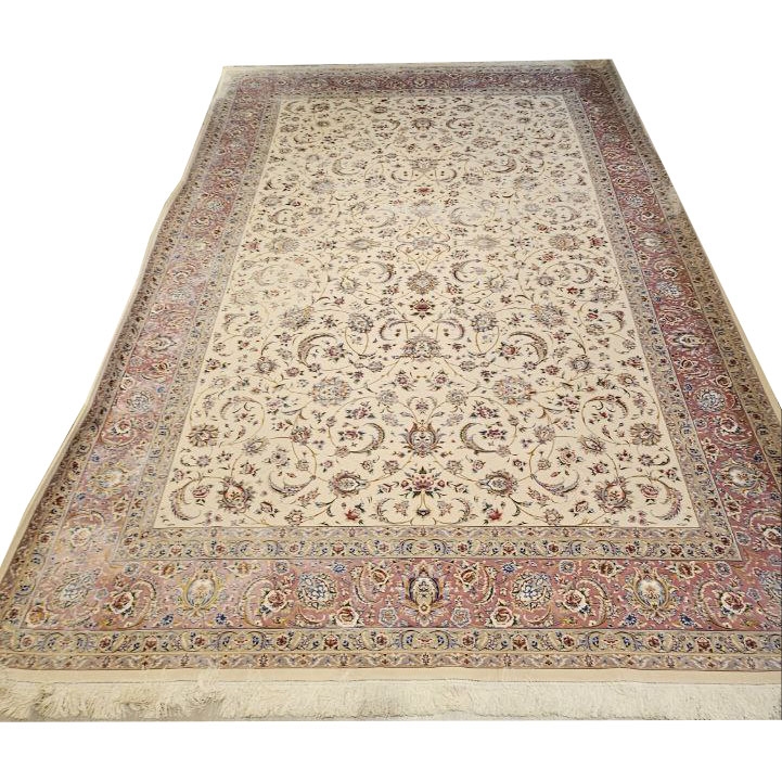 Pure%20Silk%20Machine%20Made%20Carpet%20Size: (200%20x%20300) cm