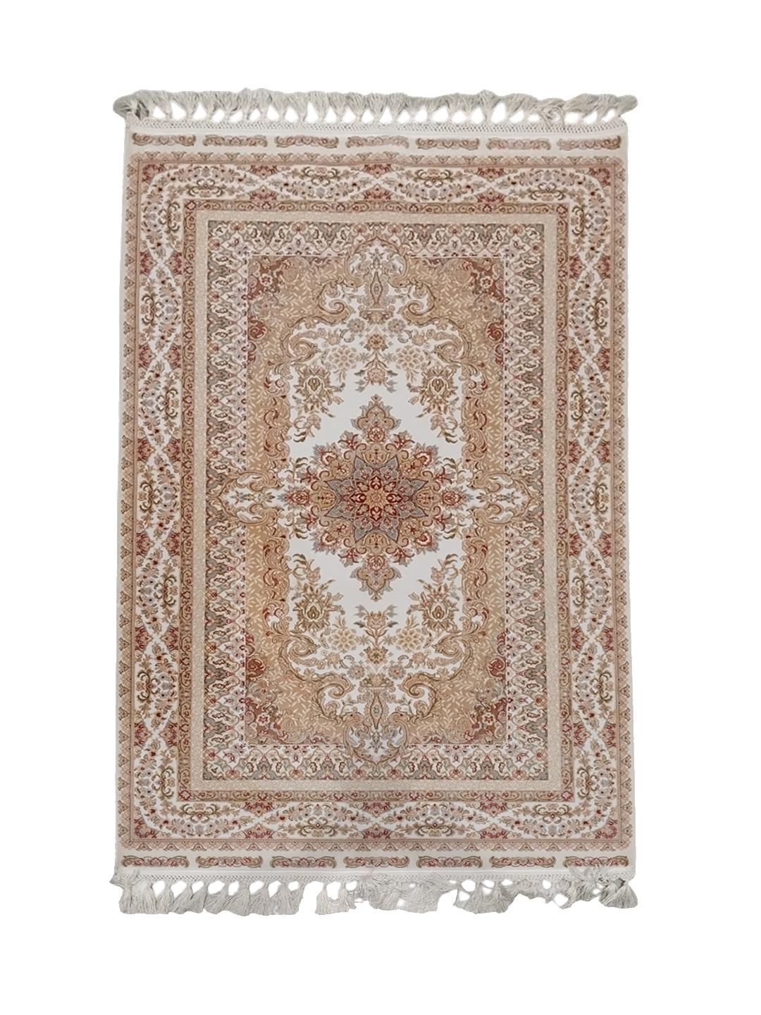 Pure%20Silk%20Machine%20Made%20Carpet%20Size: (90%20x%20150)%20cm