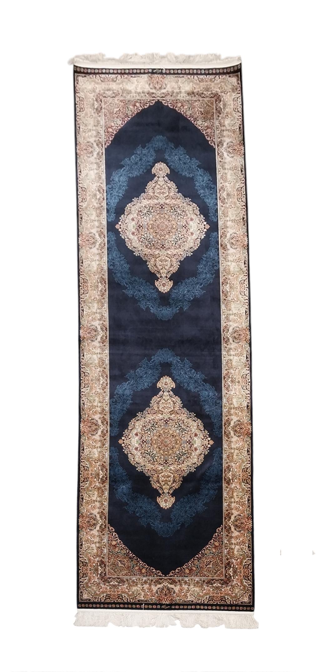 Pure%20Silk%20Machine%20Made%20Carpet%20Size: (300%20x%2080) cm