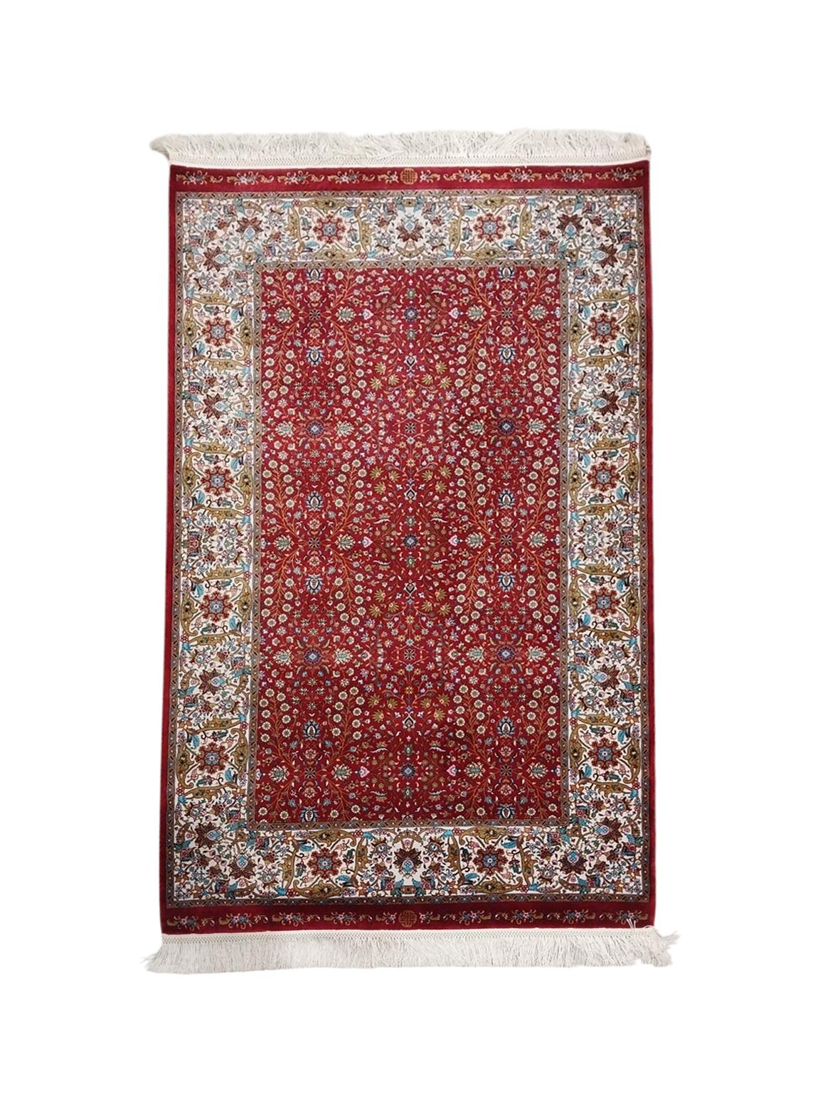 Pure%20Silk%20Machine%20Made%20Carpet%20Size: (80%20x%20150) cm