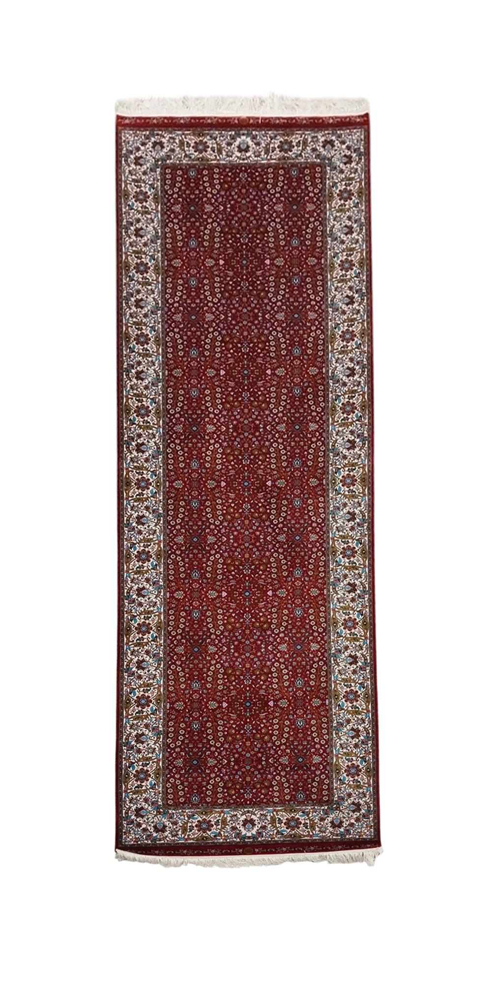 Pure%20Silk%20Machine%20Made%20Carpet%20Size: (300%20x%2080) cm