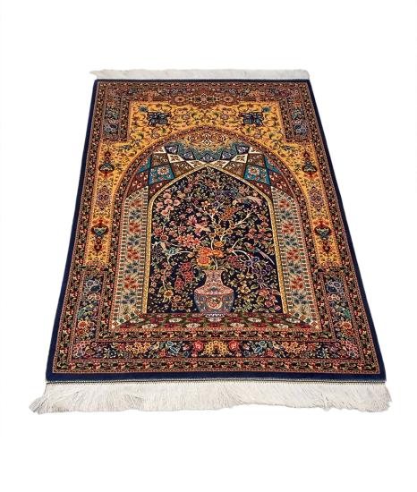 Pure Silk Machine Made Carpet (80 x 120) cm