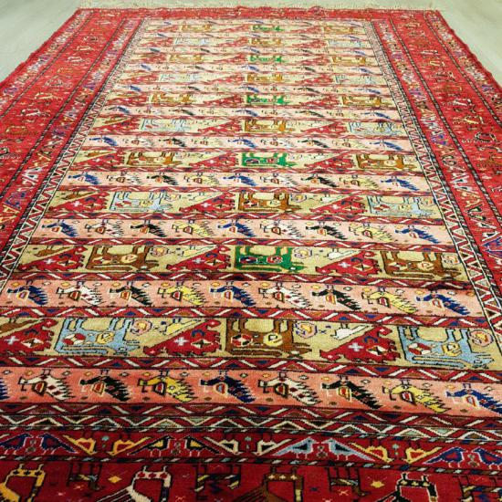 Iran Handwoven silk Carpet   ( 170 x 117 cm)