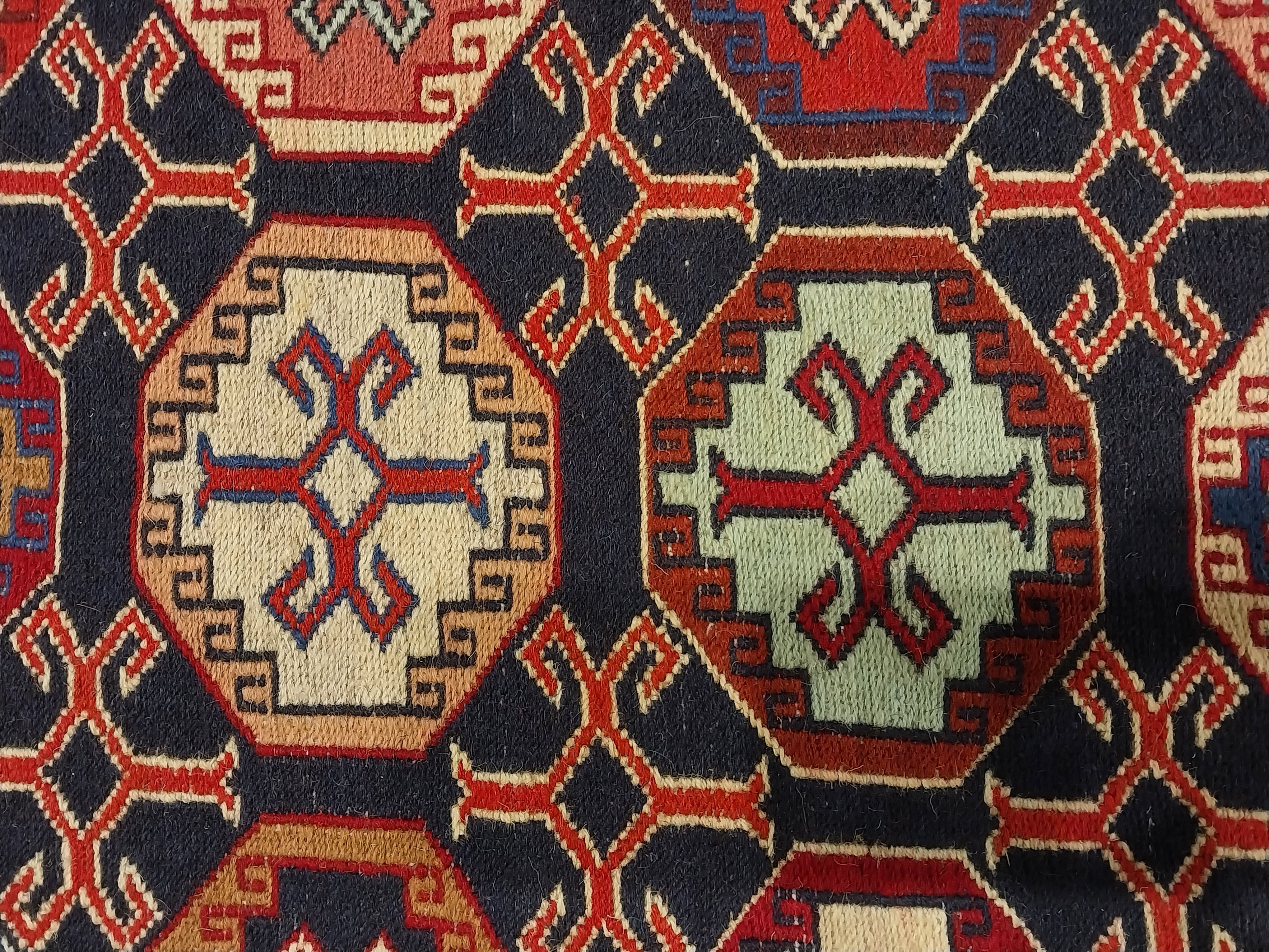 İRAN%20Sumak%20Kilim%20(122%20x%20191)%20cm