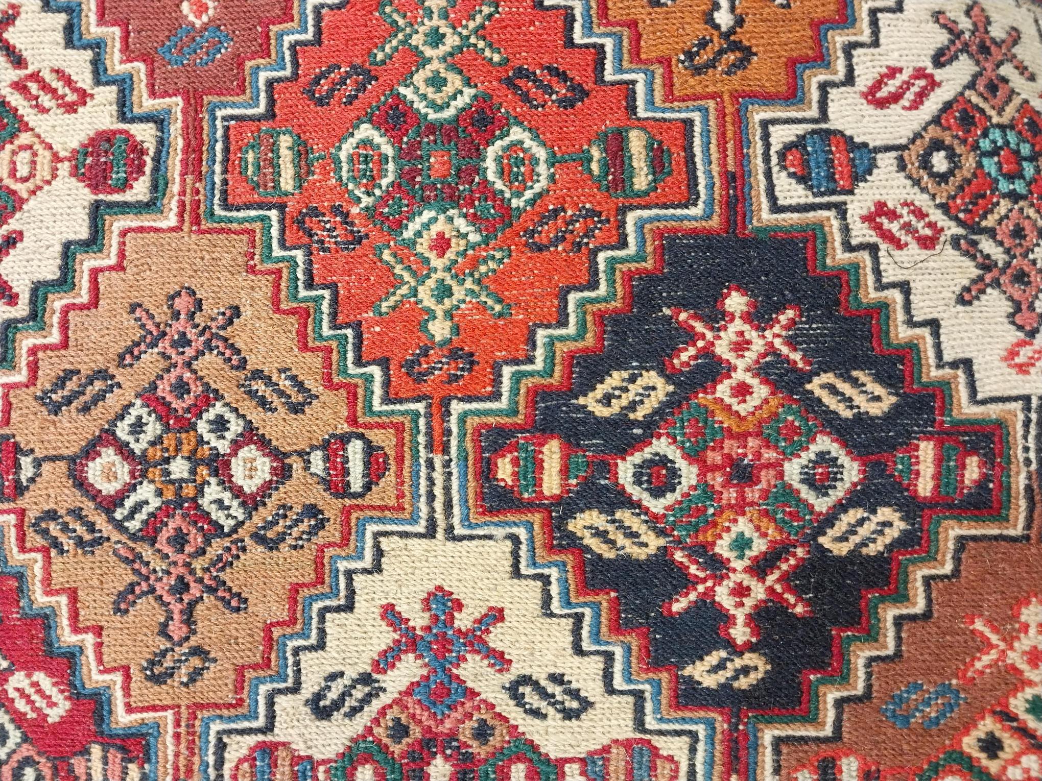 İRAN%20Sumak%20Kilim%20(124%20x%20191)%20cm