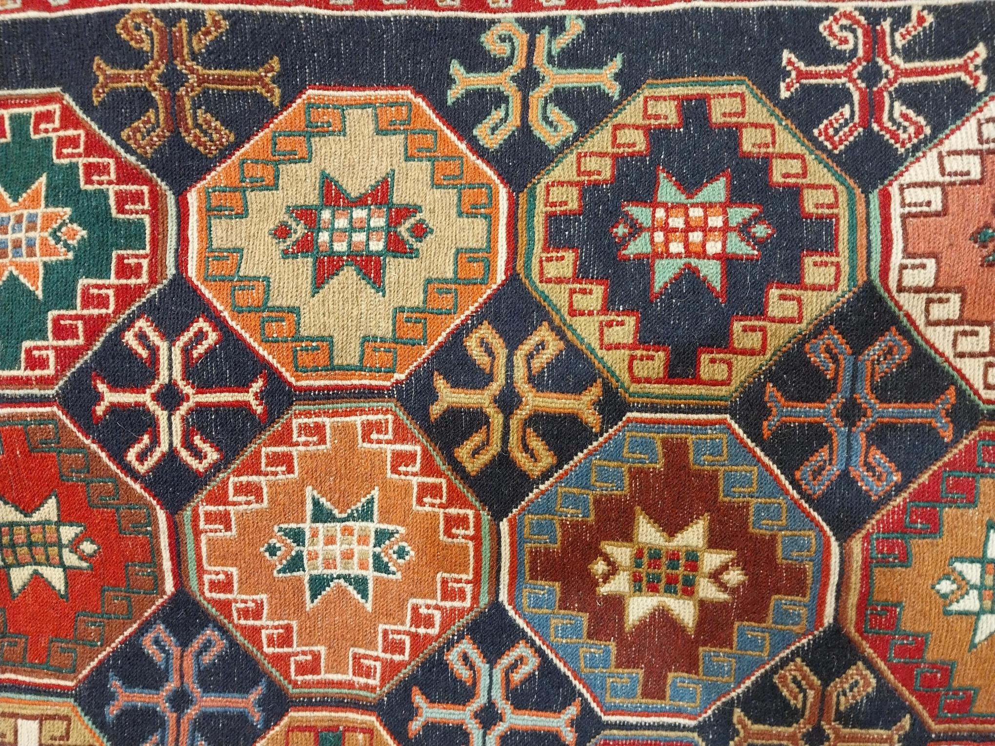 İRAN%20Sumak%20Kilim%20(124%20x%20191)%20cm